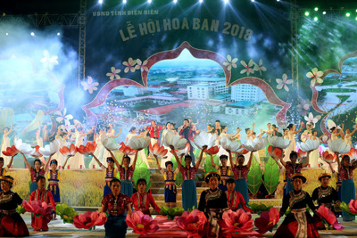 Khai mạc Lễ hội hoa ban Điện Biên năm 2018