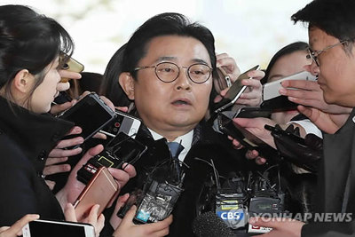 Tổng thống Hàn Quốc đồng ý cho thư ký cấp cao từ chức vì tham nhũng