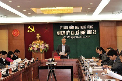 Kỷ luật cảnh cáo Chủ tịch UBND tỉnh Quảng Nam