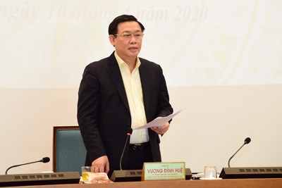 Bí thư Thành ủy Vương Đình Huệ: Quyết kiểm soát dịch bệnh, phấn đấu tăng trưởng cao hơn cả nước 1,3%