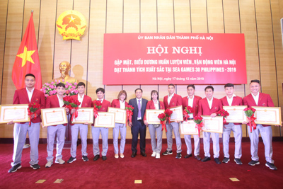 Hà Nội tặng thưởng hơn 6,2 tỷ đồng cho huấn luyện viên, vận động viên đạt thành tích xuất sắc tại Seagames 30