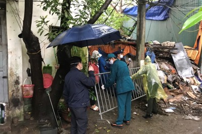 Hà Nội: Dỡ bỏ hàng rào cách ly tại ngõ 165 Cầu Giấy