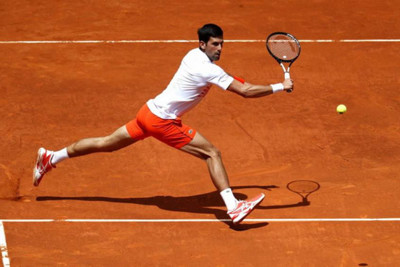 Madrid Open ngày 3: Djokovic thắng chóng vánh