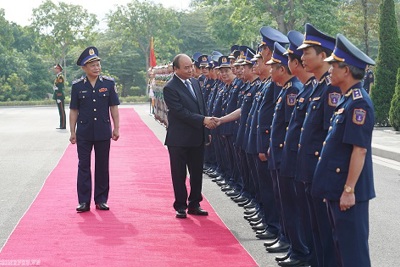 Thủ tướng làm việc với Bộ tư lệnh Cảnh sát biển