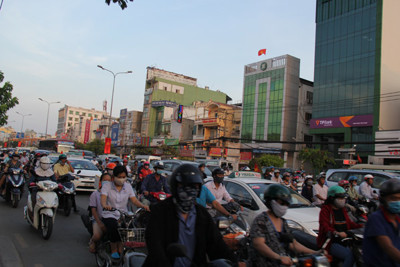 Tình hình giao thông chiều 1/5 tại TP Hồ Chí Minh ổn định