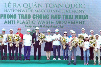 Bamboo Airways ký cam kết chống rác thải nhựa, tăng cường các chuyến bay xanh