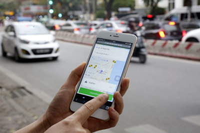Tranh cãi về Uber, Grab: Câu chuyện sắp đến hồi kết?
