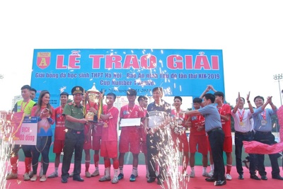 Giải bóng đá học sinh Hà Nội tranh Cup Number 1 Active 2019 thành công rực rỡ
