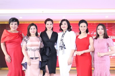 Á hậu thế giới Thu Hương hướng tới mạng lưới kết nối 30.000 nữ lãnh đạo doanh nghiệp