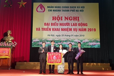 Năm thứ 4 liên tiếp, NHCSXH TP Hà Nội đạt danh hiệu đơn vị xuất sắc nhất hệ thống