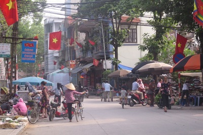Chợ cóc tại xã Sài Sơn, huyện Quốc Oai: Bất lực trước vi phạm