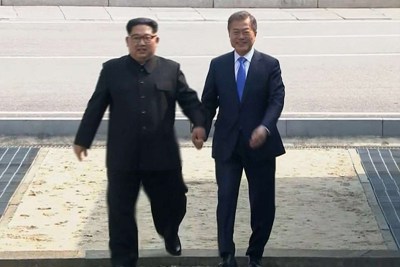Người Hàn Quốc bình chọn khoảnh khắc Tổng thống Moon bước sang lãnh thổ Triều Tiên là ấn tượng nhất