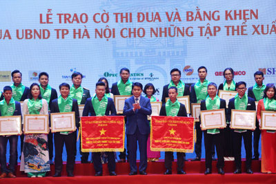 Tôn vinh 100 doanh nghiệp Thủ đô tiêu biểu