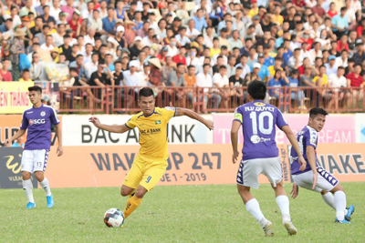 Thêm 1 giải đấu chuyên nghiệp tại Việt Nam hoãn vì Covid-19