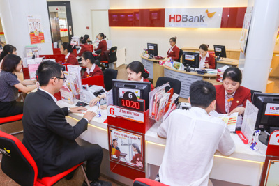 Lợi nhuận quý III của HDBank tăng 51% so với cùng kỳ, nợ xấu chỉ 1,1%