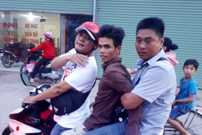 Nhóm “Hiệp sĩ” Nguyễn Thanh Hải bắt được kẻ dùng mã tấu cướp xe để trốn