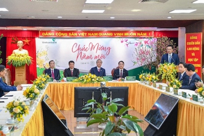 Thường trực Ban Bí thư thăm và chúc Tết tại Vietcombank nhân dịp đầu xuân Canh Tý 2020