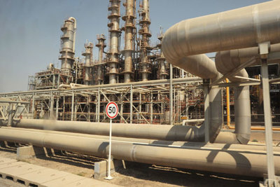 Mối lo nguồn cung do lệnh cấm vận của Mỹ với Iran đẩy giá dầu đi lên