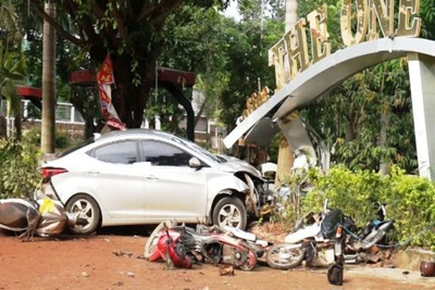 Khởi tố tài xế “xe điên” đâm tử vong 2 nữ sinh trong quán cà phê