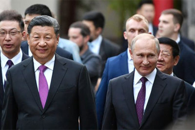 Thượng đỉnh Nga - Trung: Ông Tập "đổi" gấu trúc lấy Huawei