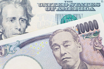 Đồng USD trượt giá, yen Nhật tăng sau khi ông Trump chỉ trích FED