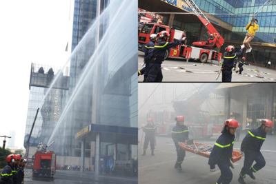 Nhiều người bị mắc kẹt được giải cứu trong đám cháy giả định ở khách sạn Grand plaza