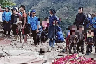 Hà Giang: Sập tường khi dỡ nhà khiến 5 người chết tại chỗ
