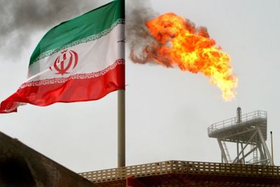 Mỹ cảnh báo trừng phạt tất cả các nước mua dầu mỏ của Iran