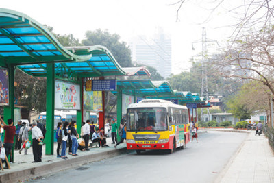 Hà Nội: Giảm 80% xe buýt từ ngày mai (27/3)