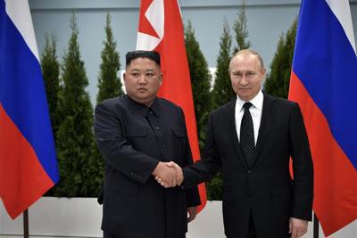 [Ảnh] Ấn tượng lần đầu gặp mặt của lãnh đạo Kim - Putin
