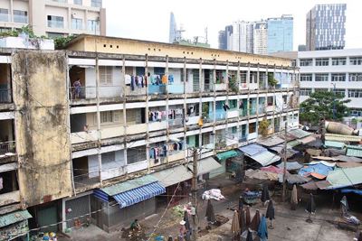 TP Hồ Chí Minh: Xây mới, di dời hàng loạt chung cư cũ