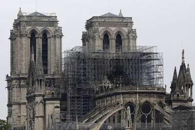 Tổng thống Putin cử chuyên gia giỏi nhất giúp Pháp tái thiết Nhà thờ Đức Bà Paris