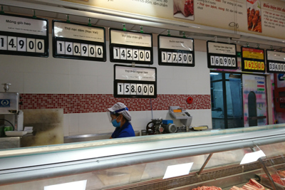 Hà Nội: Gần 1 tuần thực hiện giảm giá thịt lợn hơi, thị trường vẫn không có nhiều chuyển biến