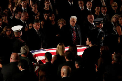 Toàn cảnh lễ truy điệu Thượng nghị sĩ McCain tại bang Arizona