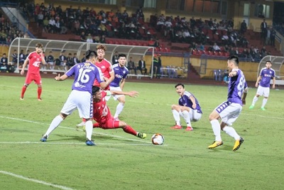 Vòng 23 V-League 2019: Hà Nội FC thi đấu không có khán giả, HAGL gặp khó tại sân Thống Nhất