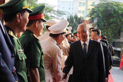 Thủ tướng chúc Tết lực lượng vũ trang và nhân dân TP Đà Nẵng
