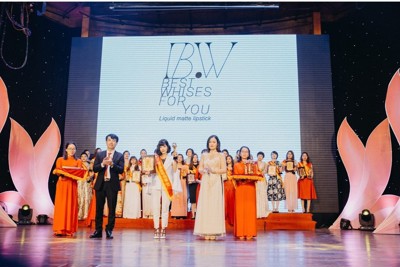 BW Lipstick nhận giải thưởng “Tự hào thương hiệu làm đẹp Việt Nam”