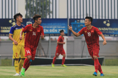 "Xé lưới" đàn em U18, Việt Cường tiết lộ bí mật ở lần hội quân của U23 Việt Nam