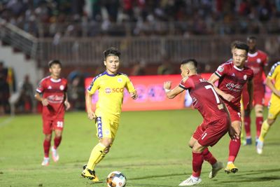 Vòng 18 V-League 2019: TP Hồ Chí Minh chia điểm với Hà Nội FC, HAGL thăng hoa nhờ Xuân Trường