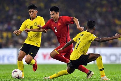 Hôm nay vé trận Việt Nam đấu Malaysia tranh vé World Cup sẽ được bán