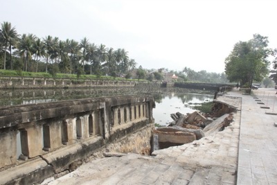 Sửa chữa khẩn cấp kè hồ di tích Thành cổ Quảng Trị