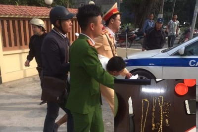 Tên cướp dùng dao khống chế phụ nữ, bị CSGT Hà Nội nhanh chóng tóm gọn
