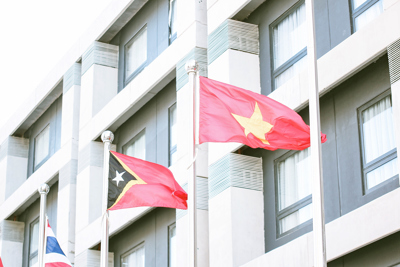 [Ảnh] Toàn cảnh Quốc kỳ Việt Nam tung bay tại SEA Games 30