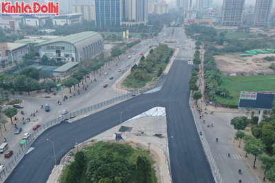 [Ảnh] Tăng thêm một góc cua, đường đua F1 Hà Nội bắt đầu trải thảm sau 8 tháng thi công