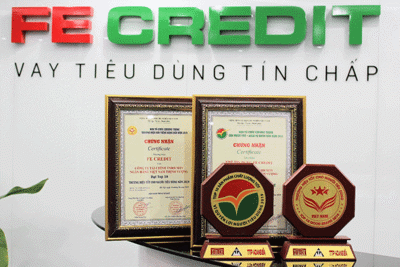 FE CREDIT lọt top 10 hàng Việt tốt vì quyền lợi người tiêu dùng 2019