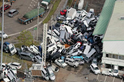 Siêu bão Jebi tàn phá tan hoang Nhật Bản, 300 người thương vong