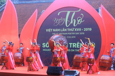 Ngày thơ Việt Nam lần thứ XVII - năm 2019: “Sông núi trên vai”