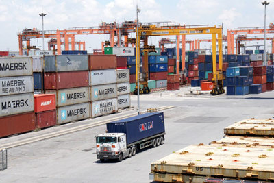 Phát triển trung tâm logistics: “Chìa khóa” tham gia chuỗi cung ứng toàn cầu