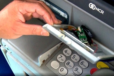 Truy tìm đối tượng lắp thiết bị đánh cắp thông tin tại cây ATM