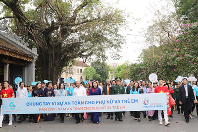 Thực hiện hiệu quả 'Năm an toàn cho phụ nữ và trẻ em'